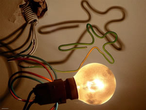 Лампа с проводами
