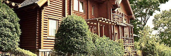 деревянный, рубленый дом